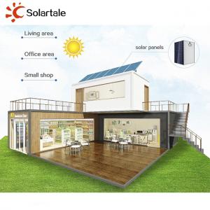 Casa minúscula inteligente com sistema de energia solar Off Grid